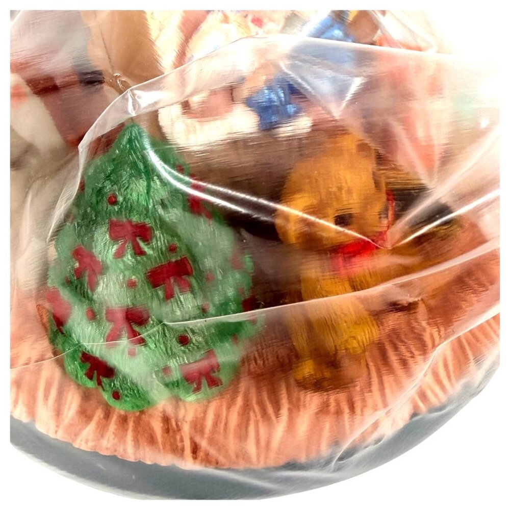 Hallmark Keepsake Ornament Victorian Toy Box Magic Light Motion 1995 Christmas - Picture 5 of 14